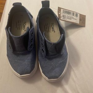 Toms shoes